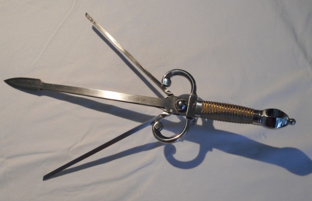 Trident Main Gauche – parrying dagger by Paul Chen / Hanwei (wrwmar0018 ...
